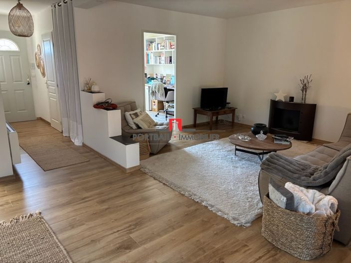 Image No.4-3 Bed House for sale