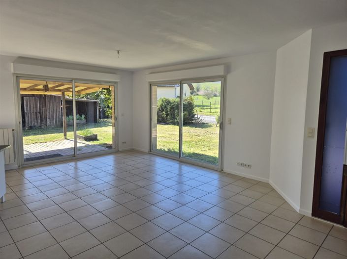 Image No.3-2 Bed House for sale