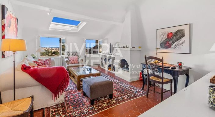 Image No.9-2 Bed House for sale