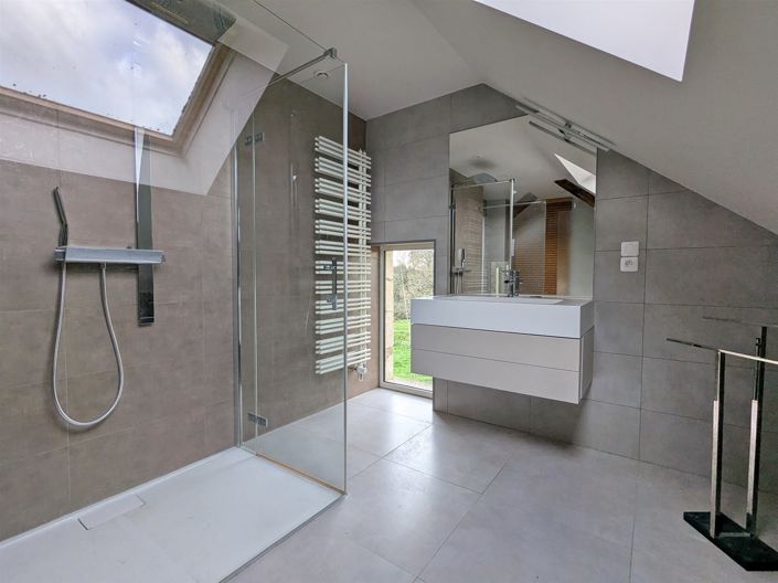 Image No.29-4 Bed House for sale
