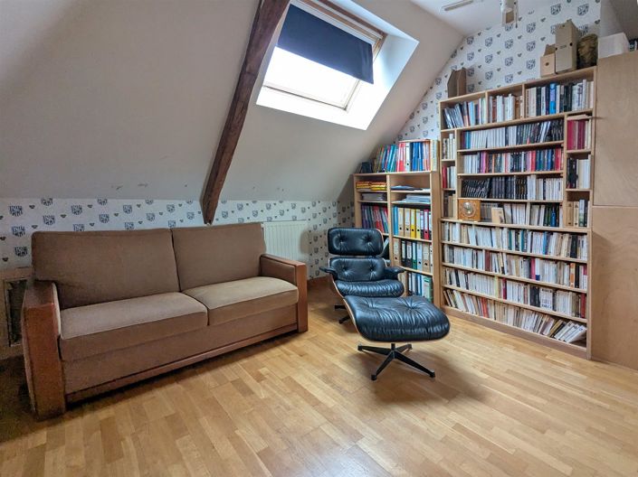 Image No.32-4 Bed House for sale