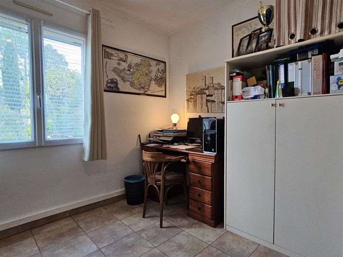 Image No.21-3 Bed House for sale