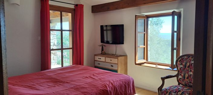 Image No.12-5 Bed House for sale