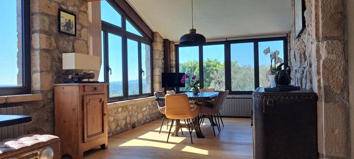 Image No.6-5 Bed House for sale