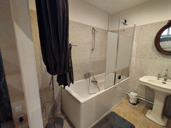 Image No.21-4 Bed Property for sale