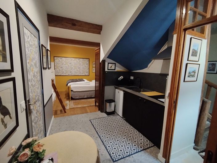 Image No.4-4 Bed Property for sale