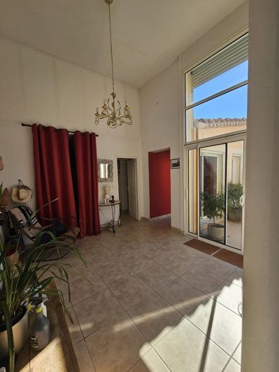 Image No.11-4 Bed House for sale