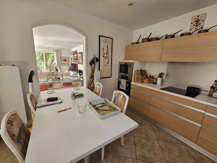 Image No.14-4 Bed House for sale