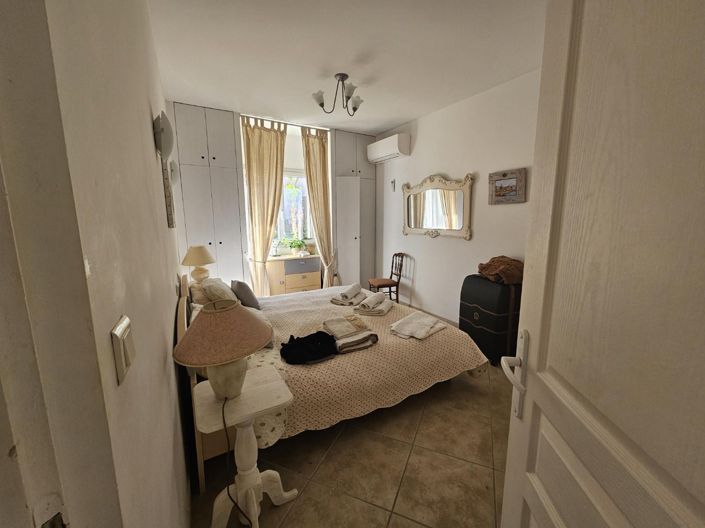 Image No.9-4 Bed House for sale