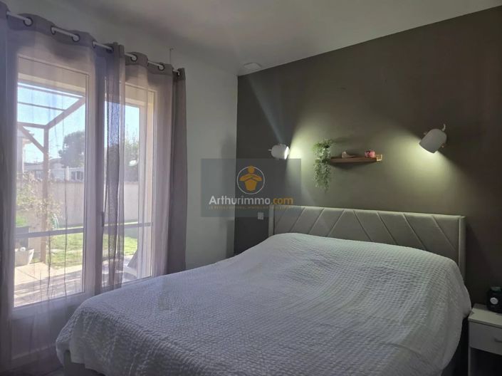 Image No.6-2 Bed House for sale