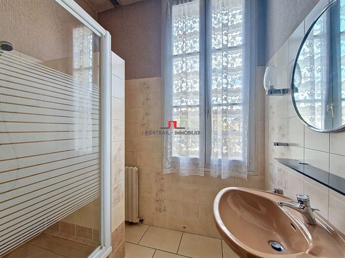Image No.13-6 Bed House for sale