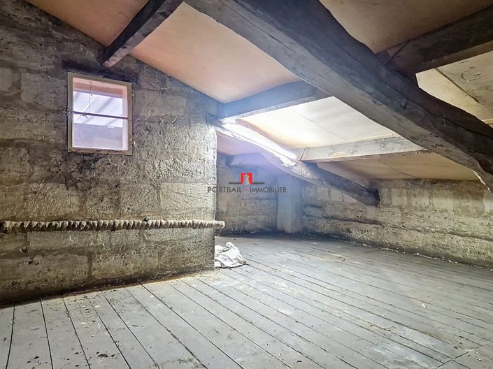 Image No.16-6 Bed House for sale