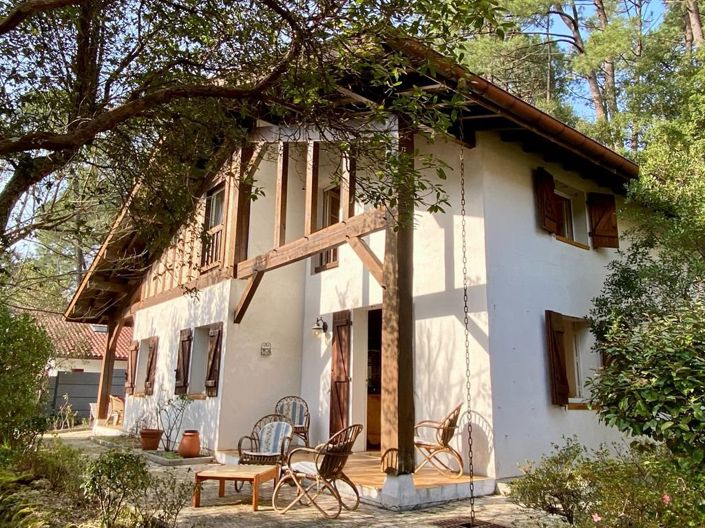 Image No.2-6 Bed House for sale
