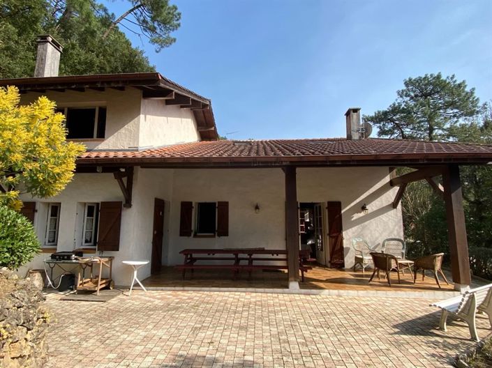 Image No.3-6 Bed House for sale