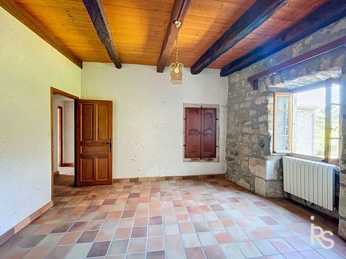 Image No.10-6 Bed House for sale