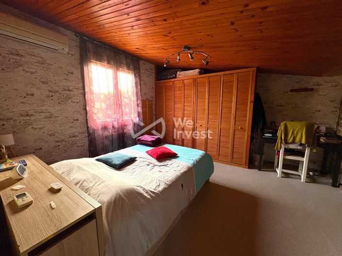 Image No.11-3 Bed House for sale