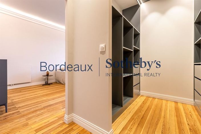 Image No.12-3 Bed Apartment for sale