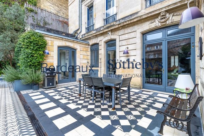 Image No.5-7 Bed House for sale
