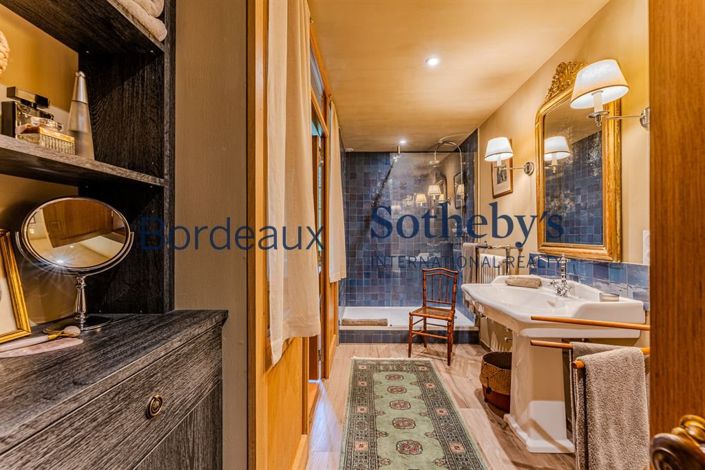 Image No.13-4 Bed House for sale
