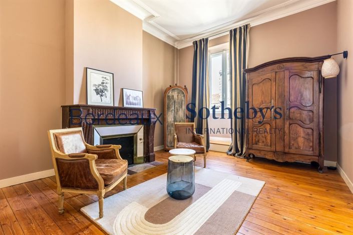 Image No.17-7 Bed House for sale