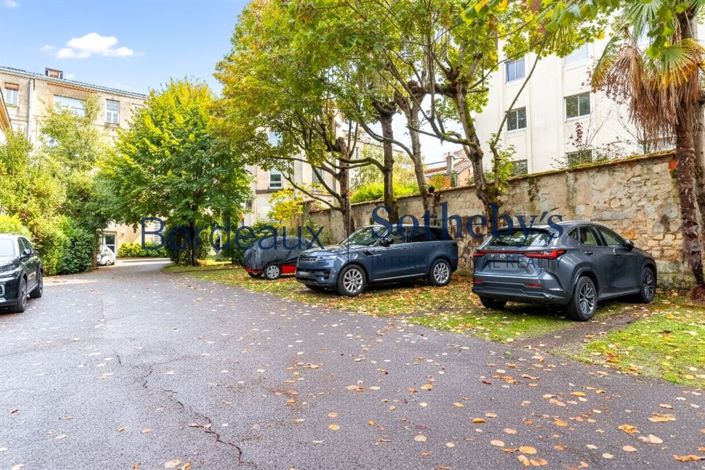 Image No.9-3 Bed Apartment for sale