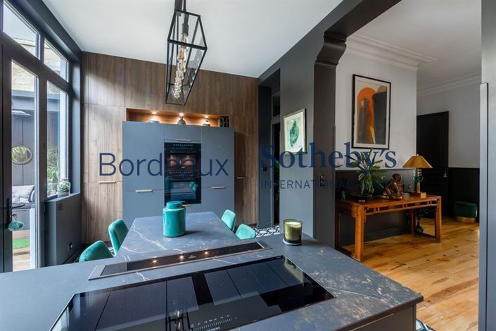 Image No.11-5 Bed House for sale