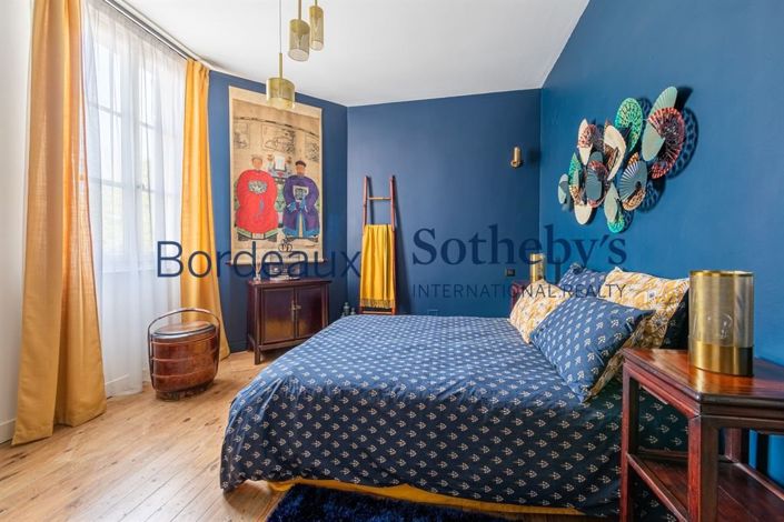 Image No.16-5 Bed House for sale