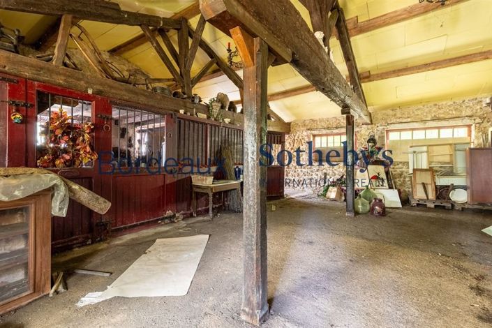 Image No.14-Propriété de 6 chambres à vendre à Bordeaux