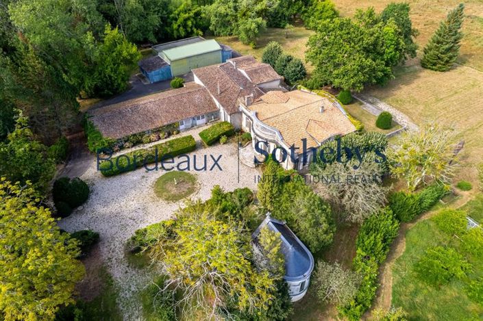 Image No.3-Propriété de 6 chambres à vendre à Bordeaux