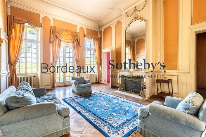 Image No.6-Propriété de 6 chambres à vendre à Bordeaux