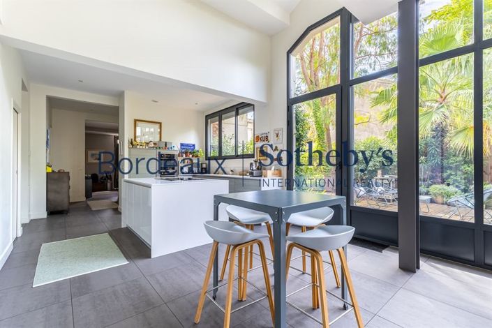 Image No.3-4 Bed House for sale