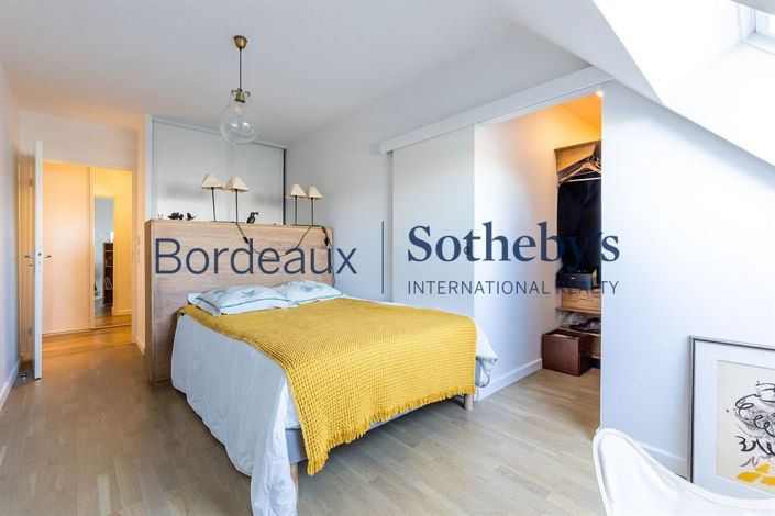 Image No.10-3 Bed Apartment for sale