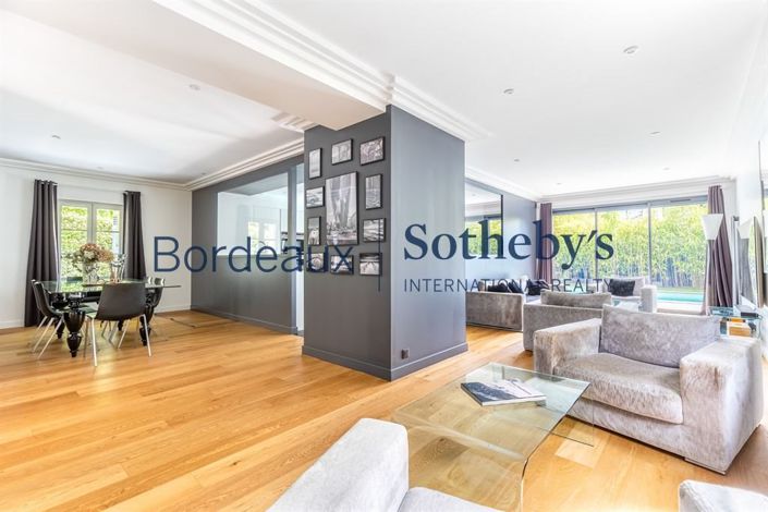 Image No.4-5 Bed House for sale