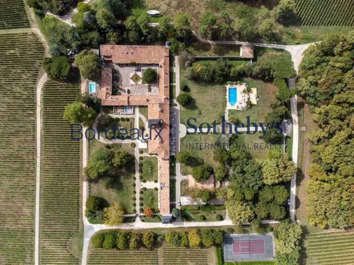 Image No.19-28 Bed Property for sale