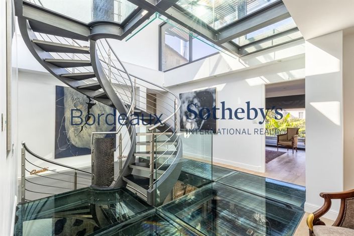 Image No.15-5 Bed House for sale