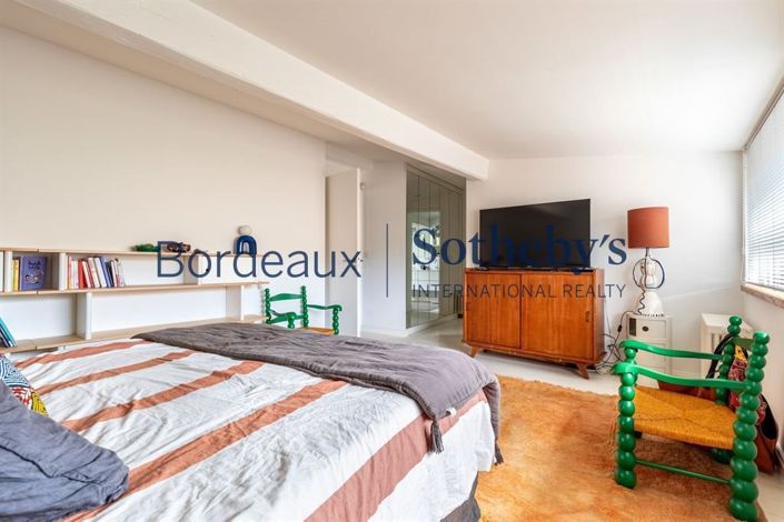 Image No.14-4 Bed House for sale