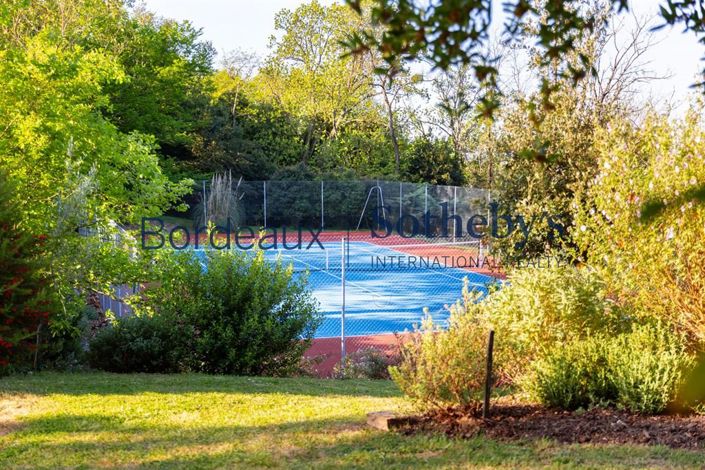 Image No.18-6 Bed House for sale