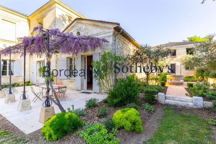 Image No.5-6 Bed House for sale
