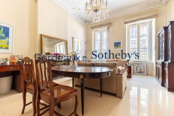 Image No.3-9 Bed House for sale