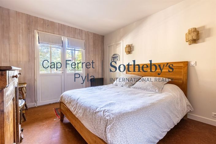 Image No.12-5 Bed House for sale