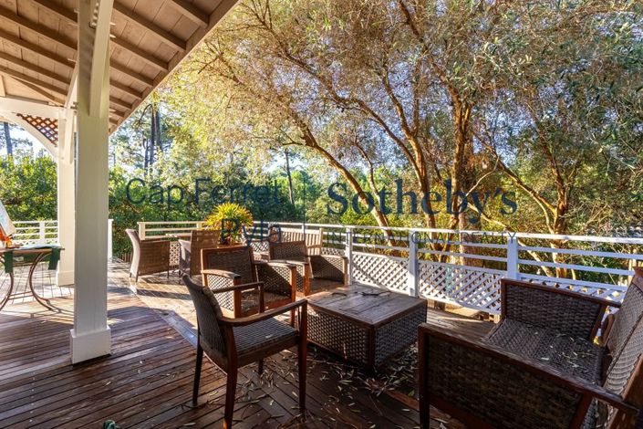 Image No.4-5 Bed House for sale