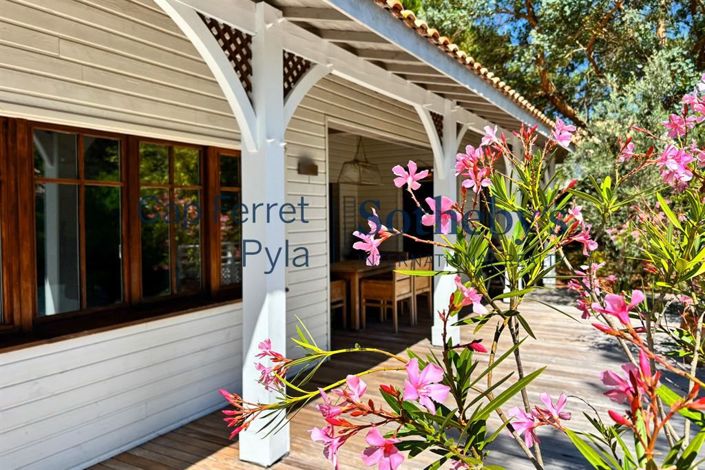 Image No.6-5 Bed House for sale