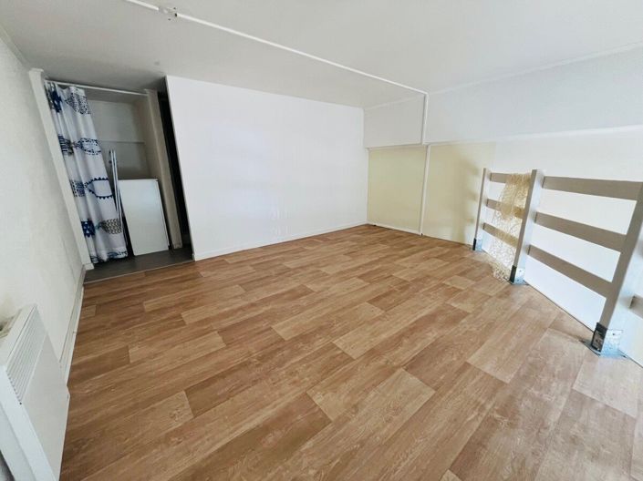 Image No.8-1 Bed House for sale