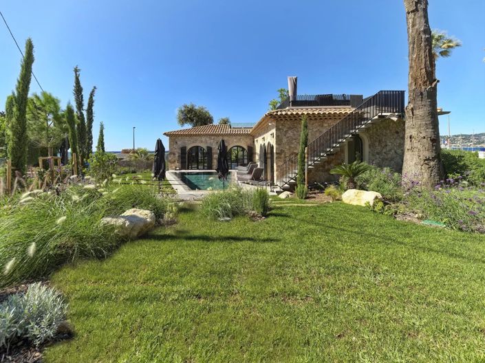 Image No.5-6 Bed House for sale