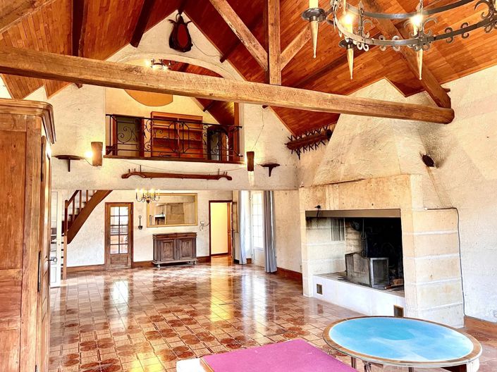 Image No.9-6 Bed House for sale