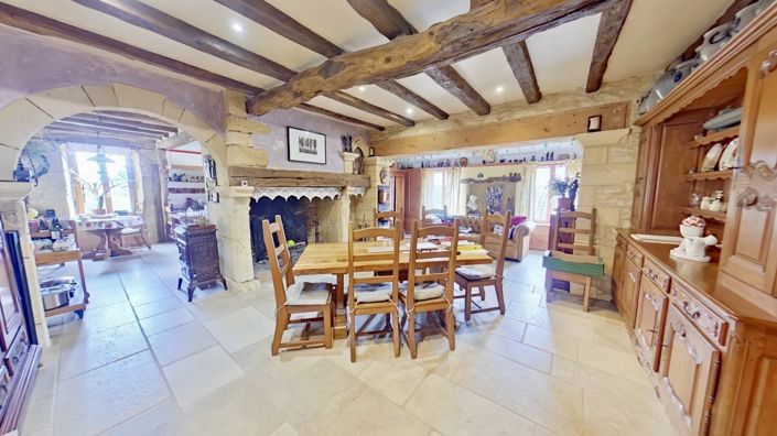 Image No.4-7 Bed House for sale