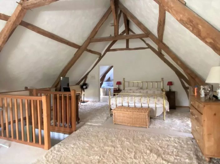Image No.18-5 Bed House for sale