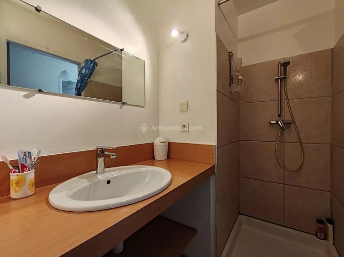 Image No.12-4 Bed House for sale