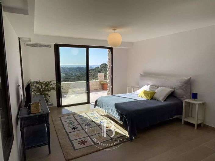 Image No.16-4 Bed House for sale