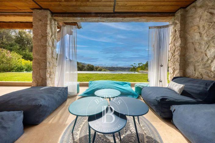 Image No.16-5 Bed House for sale